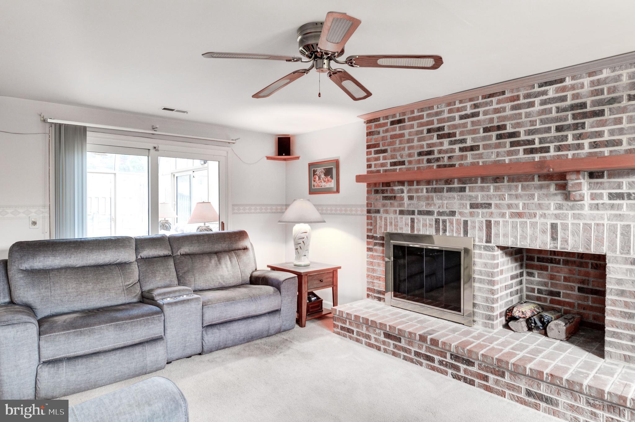 8446 Spring Road Pasadena, MD 21122 - Photo 7 of 24 Gallery Image 7