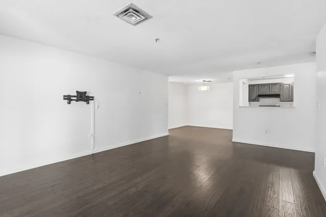 $330,000 | 3 Mayfair Lane, Unit 108, Nashua, NH 03063