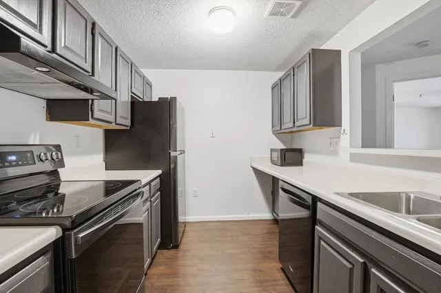 $355,000 | 3 Mayfair Lane, Unit 108, Nashua, NH 03063