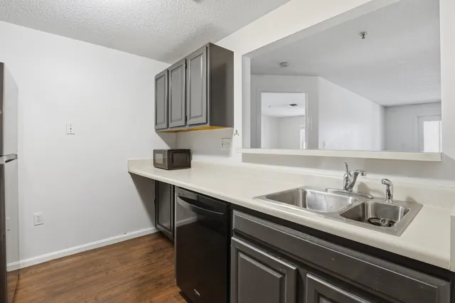 $355,000 | 3 Mayfair Lane, Unit 108, Nashua, NH 03063