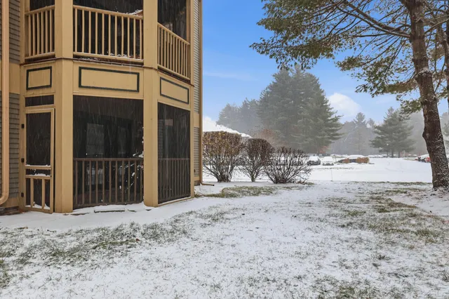 $330,000 | 3 Mayfair Lane, Unit 108, Nashua, NH 03063