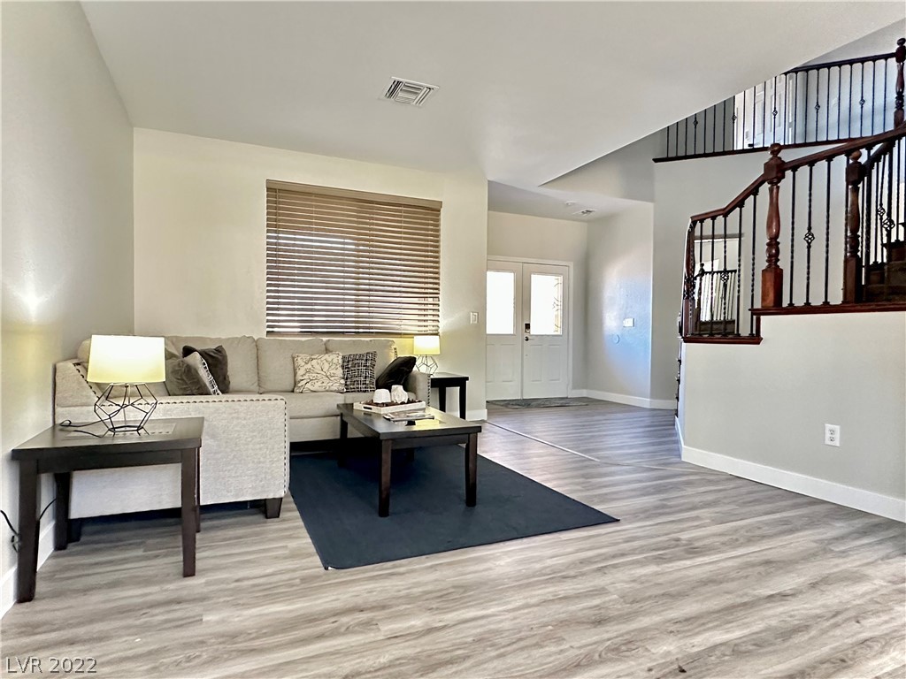 9604 Windom Point Avenue Las Vegas, NV 89129 - Photo 12 of 35