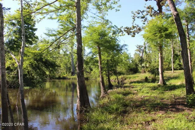 $525,000 | 10012 Southwest Windsong Way, Blountstown, FL 32424