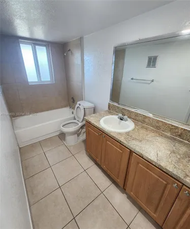 $1,825 | 10900 Southwest 196th Street, Unit 427, Cutler Bay, FL 33157