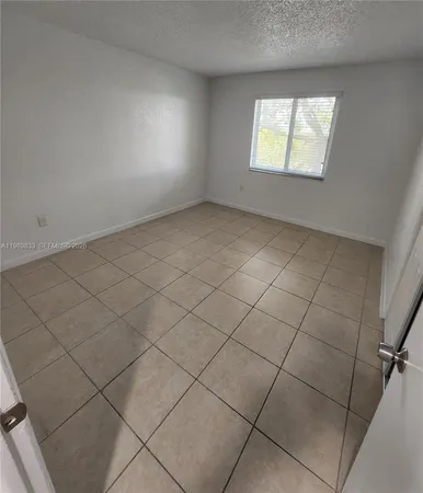 $1,825 | 10900 Southwest 196th Street, Unit 427, Cutler Bay, FL 33157