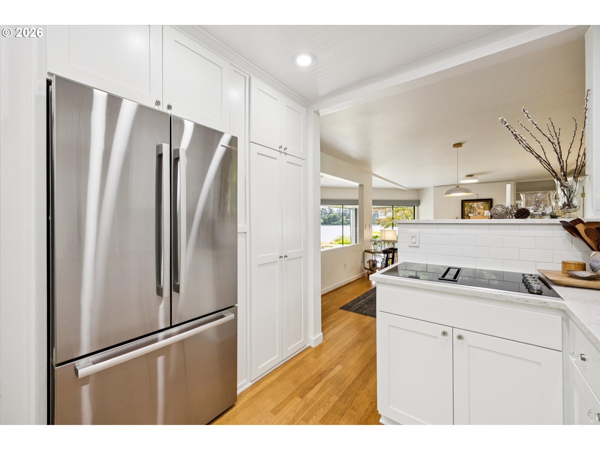 5758 South Riverpoint Lane Portland, OR 97239 - Photo 11 of 28