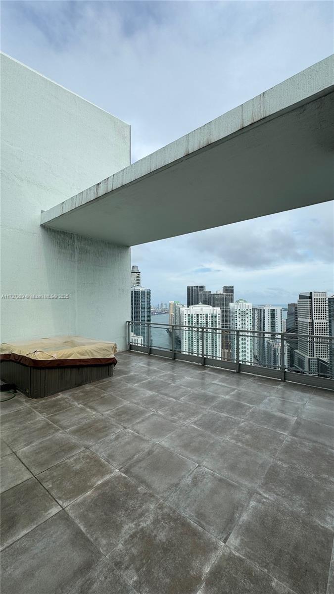 90 Southwest 3rd Street, Unit PH17 Miami, FL 33130 - Photo 17 of 64