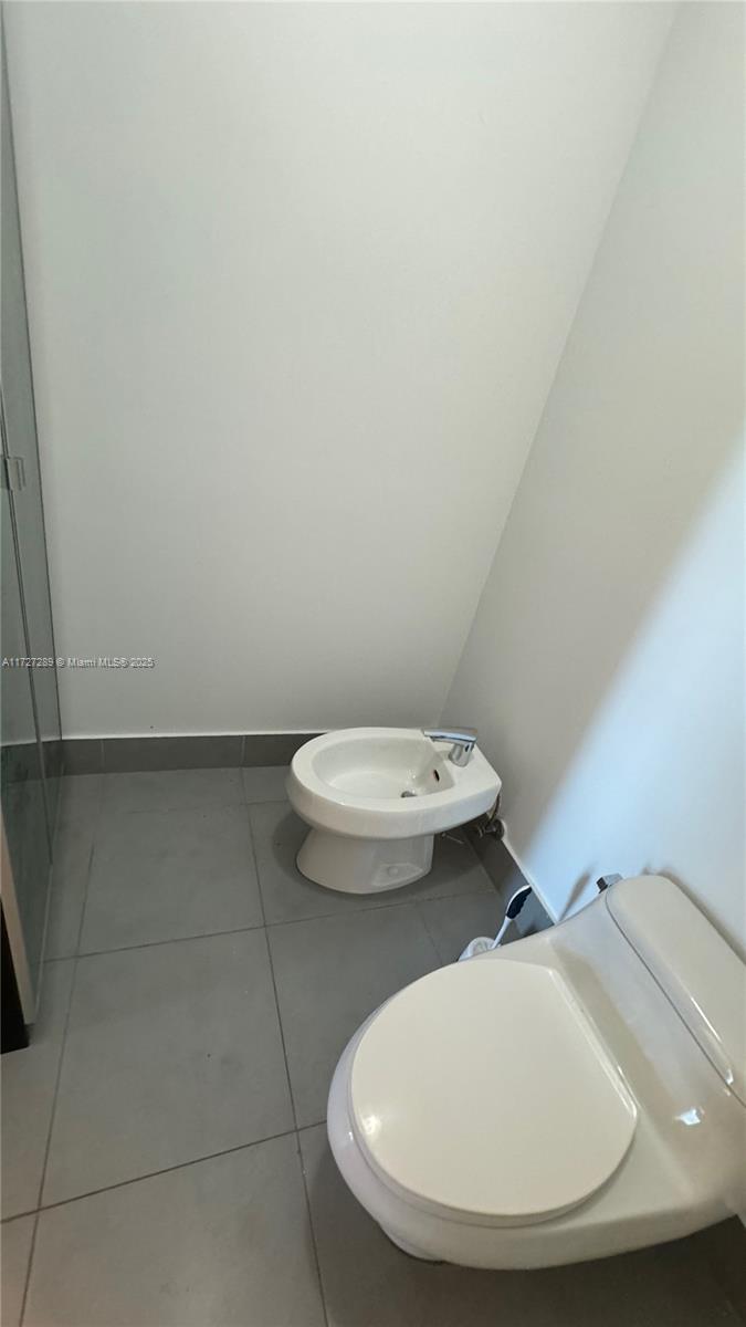 90 Southwest 3rd Street, Unit PH17 Miami, FL 33130 - Photo 33 of 64