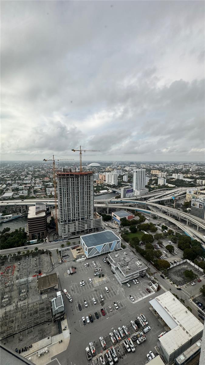 90 Southwest 3rd Street, Unit PH17 Miami, FL 33130 - Photo 42 of 64