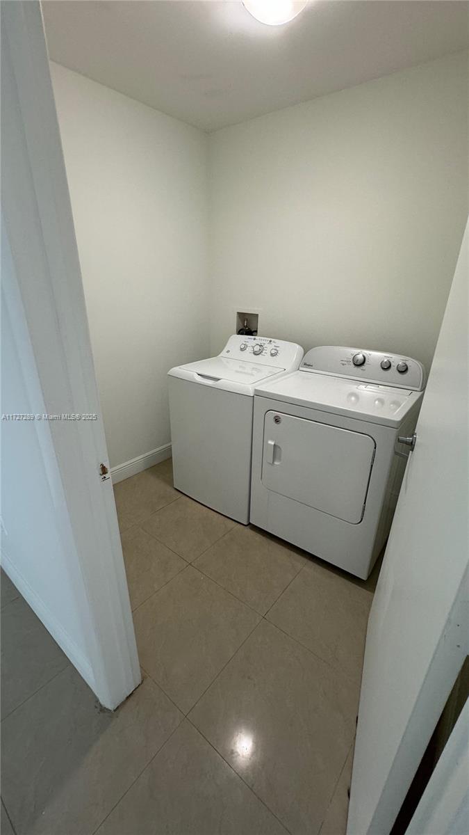 90 Southwest 3rd Street, Unit PH17 Miami, FL 33130 - Photo 46 of 64