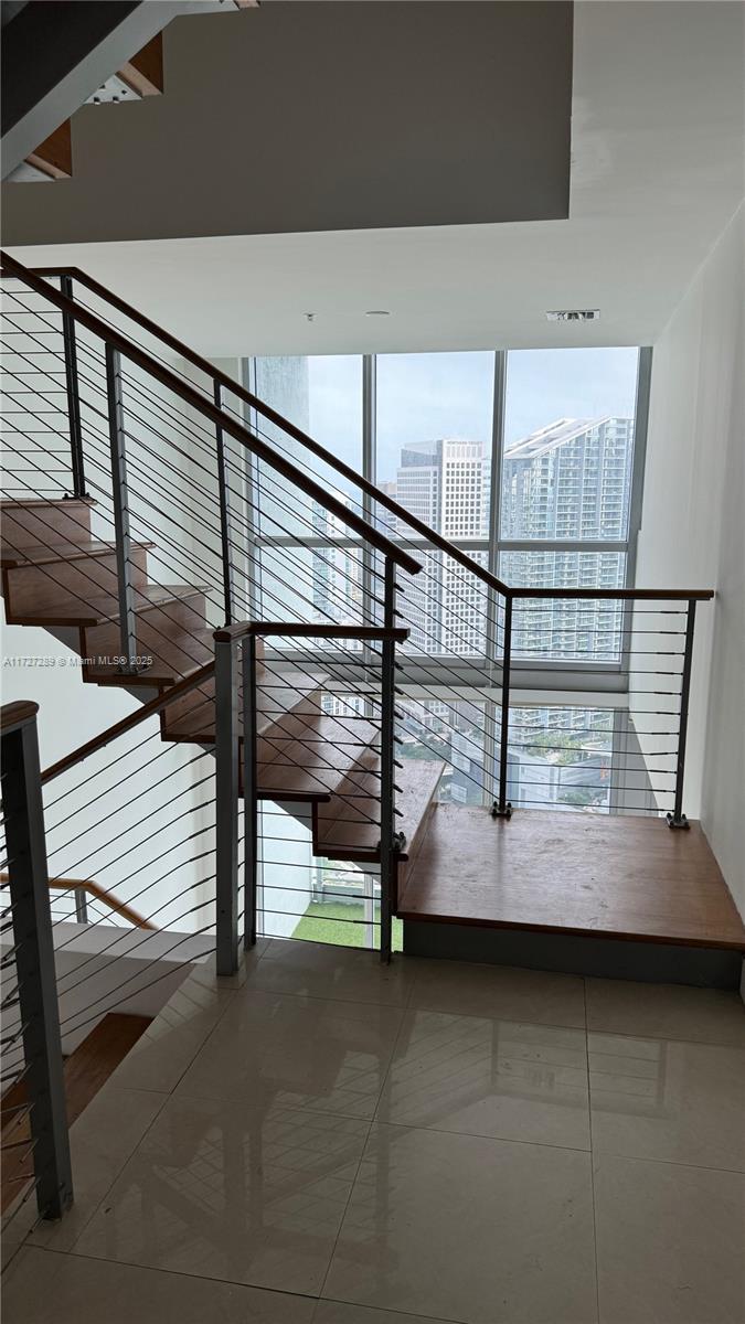 90 Southwest 3rd Street, Unit PH17 Miami, FL 33130 - Photo 49 of 64