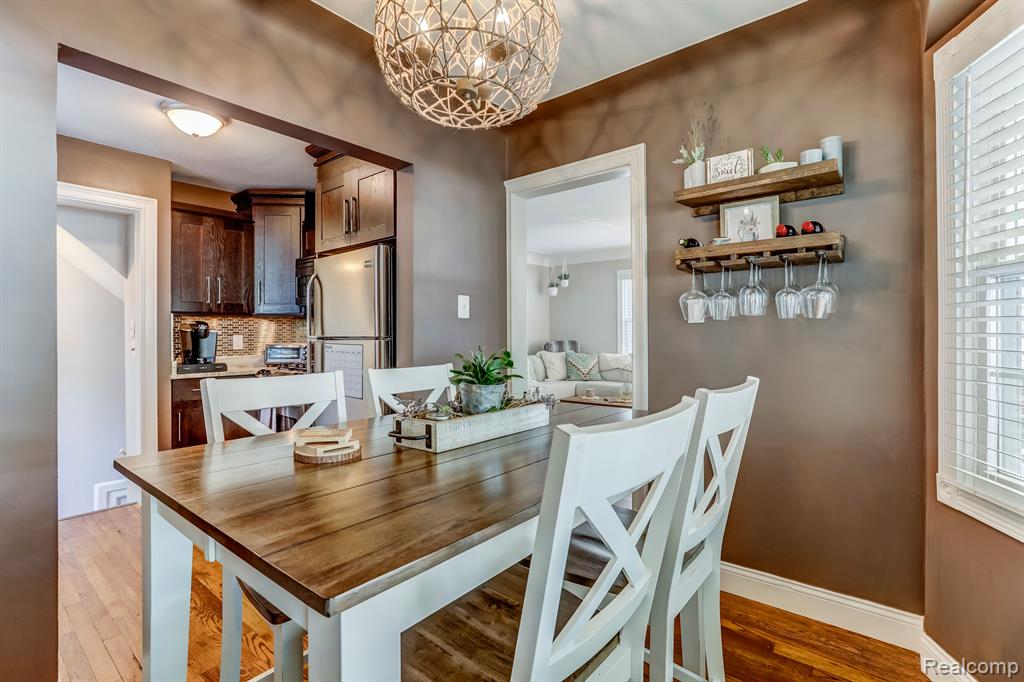 2155 Columbia Road Berkley, MI 48072 - Photo 9 of 30