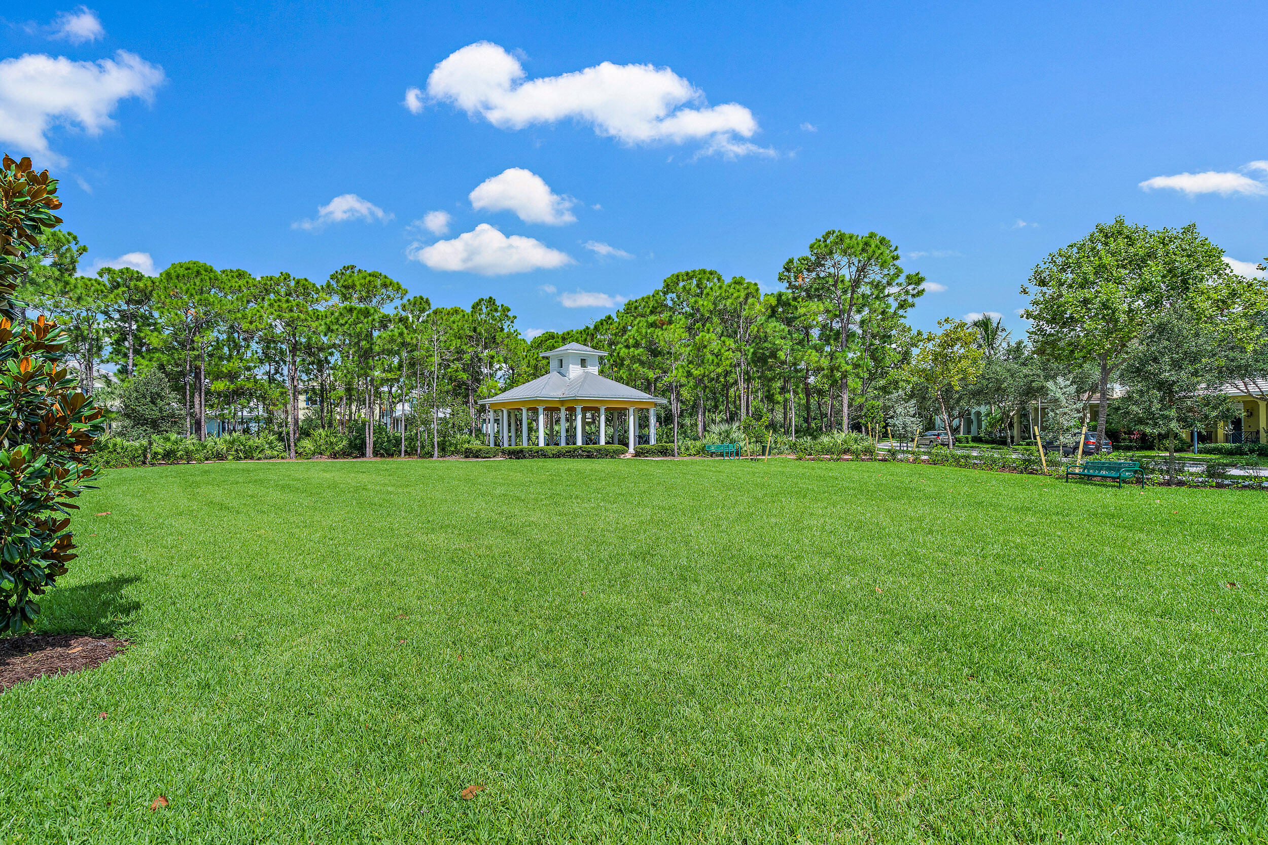 137 Inkberry Drive Jupiter, FL 33458 - Photo 25 of 39 Botanica Green