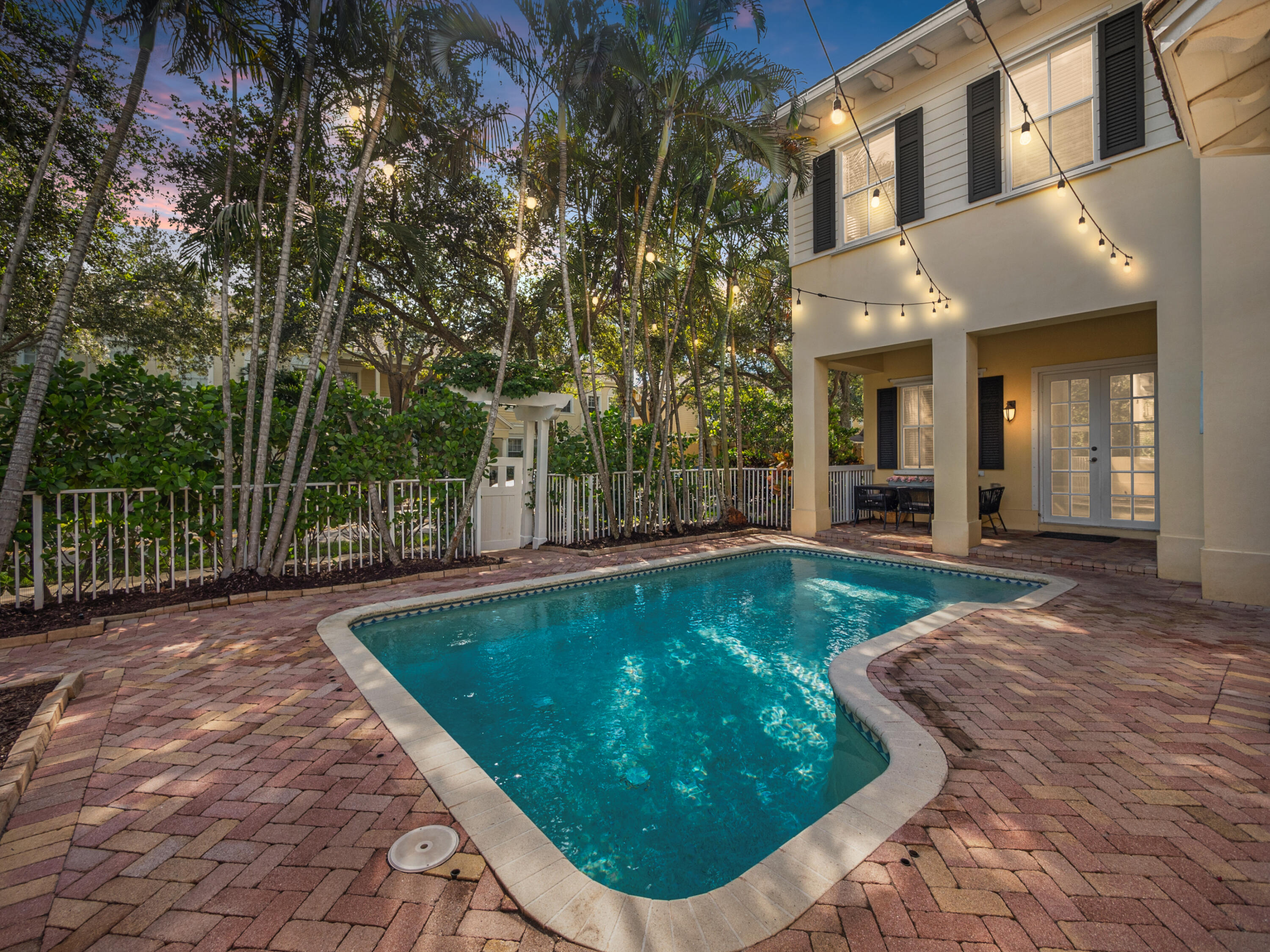 137 Inkberry Drive Jupiter, FL 33458 - Photo 39 of 39 Pool