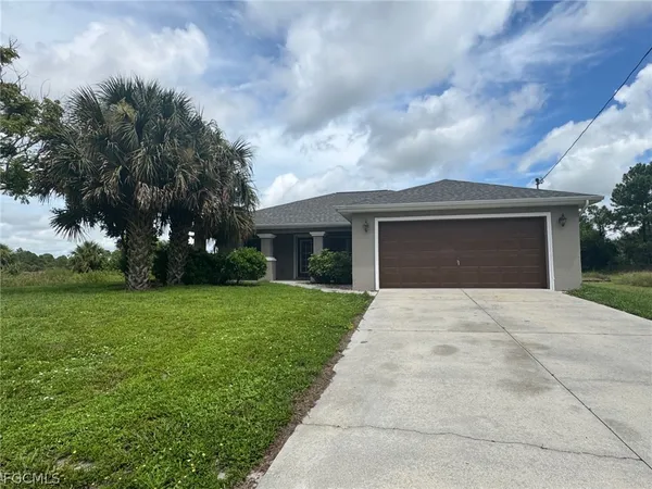 $1,675 | 1063 Peach Street, Lehigh Acres, FL 33974