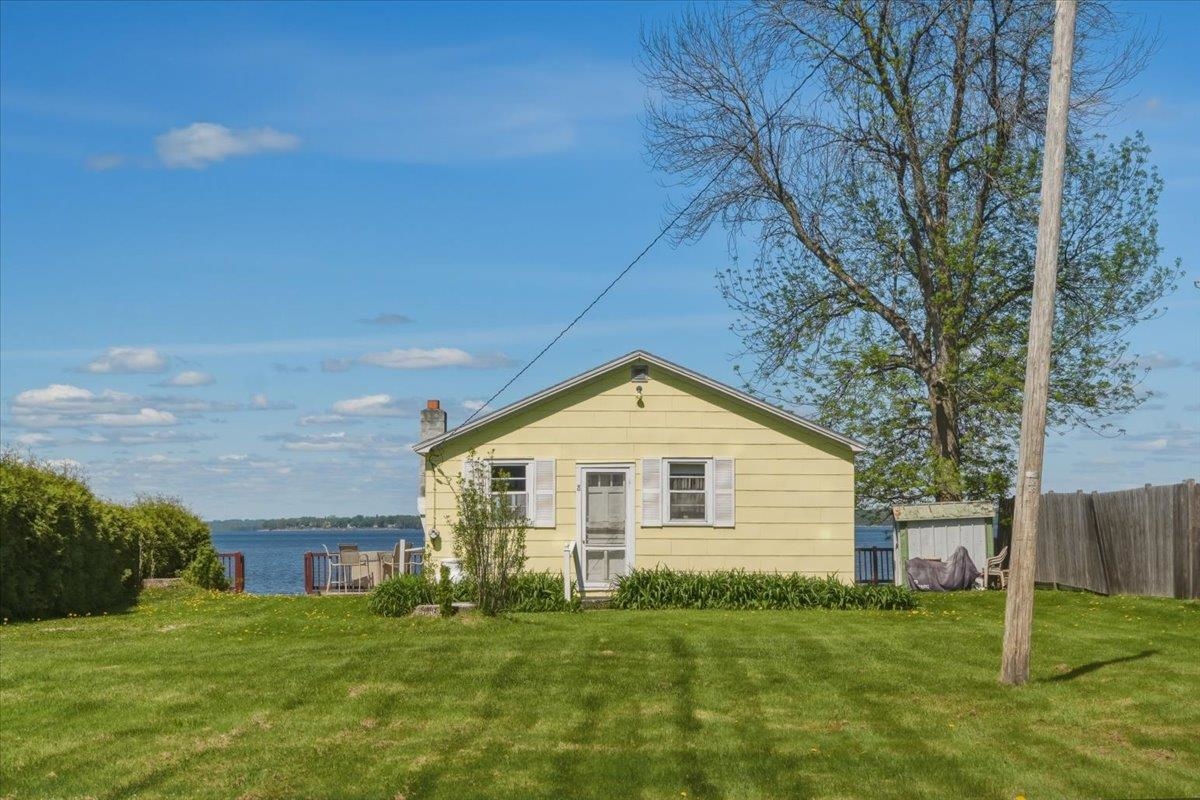 8 Maquam Shore Road Swanton, VT 05488 - Photo 8 of 33
