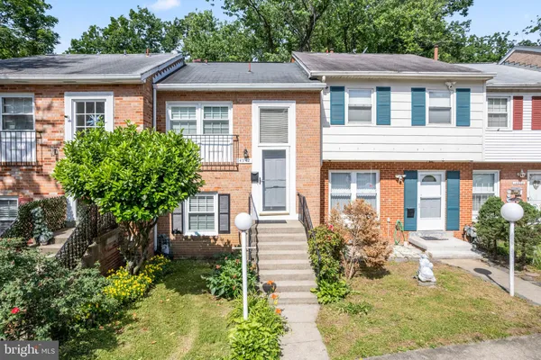 $319,500 | 14942 Ashdale Circle, Woodbridge, VA 22193