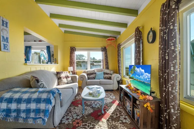 $3,500 | 1290 Alligator Drive, Panacea, FL 32346