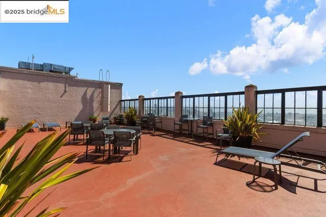 $750,000 | 351 Buena Vista Avenue East, Unit 605E, San Francisco, CA 94117