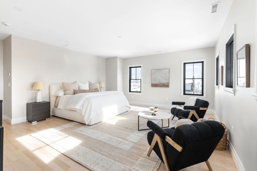 105 Adams Avenue Newton, MA 02465 - Photo 14 of 38