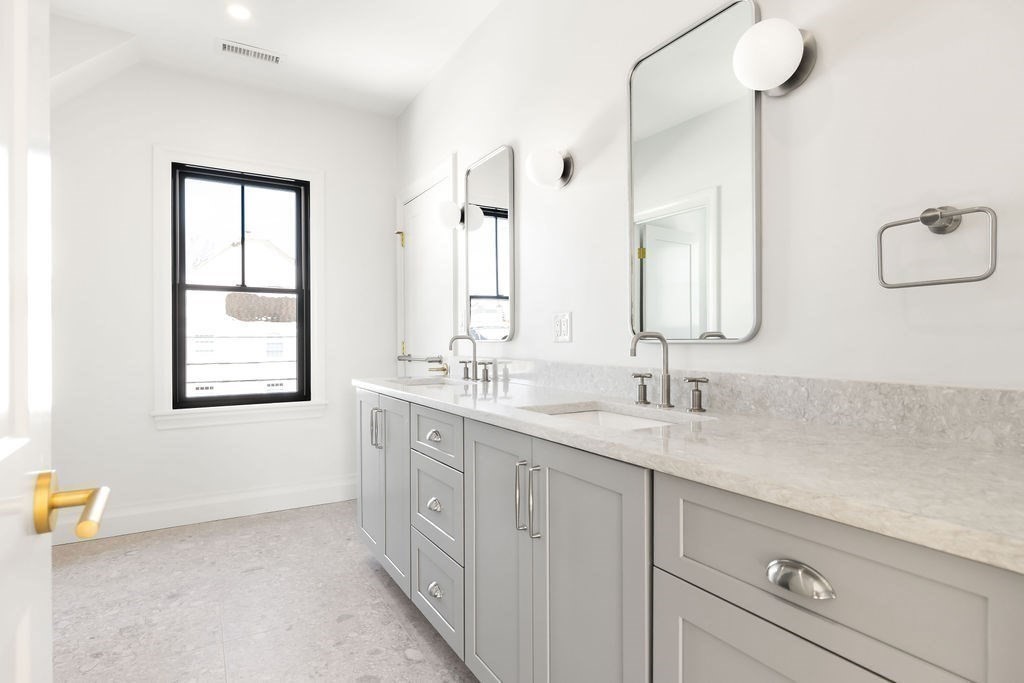 105 Adams Avenue Newton, MA 02465 - Photo 25 of 38