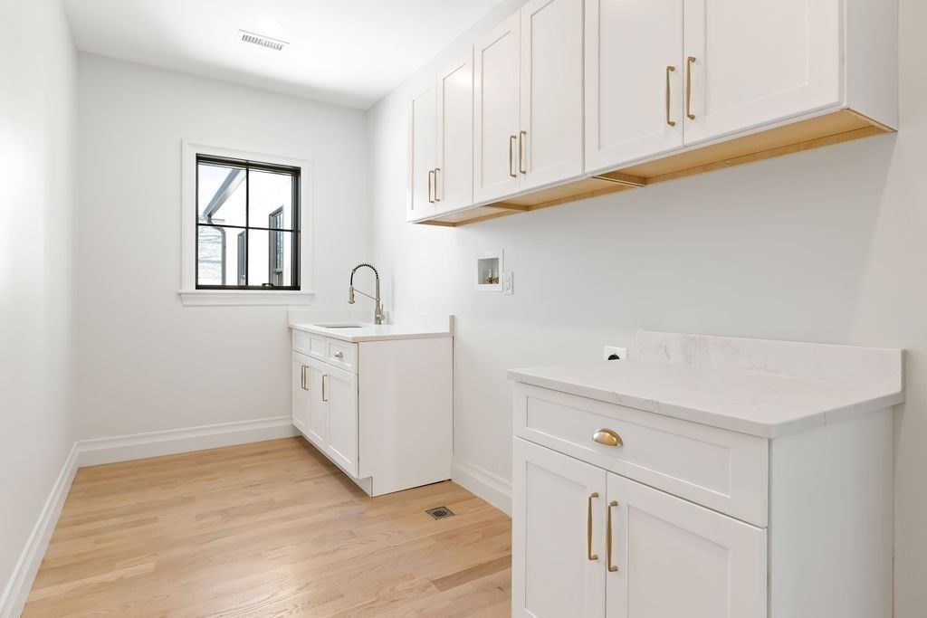 105 Adams Avenue Newton, MA 02465 - Photo 28 of 38