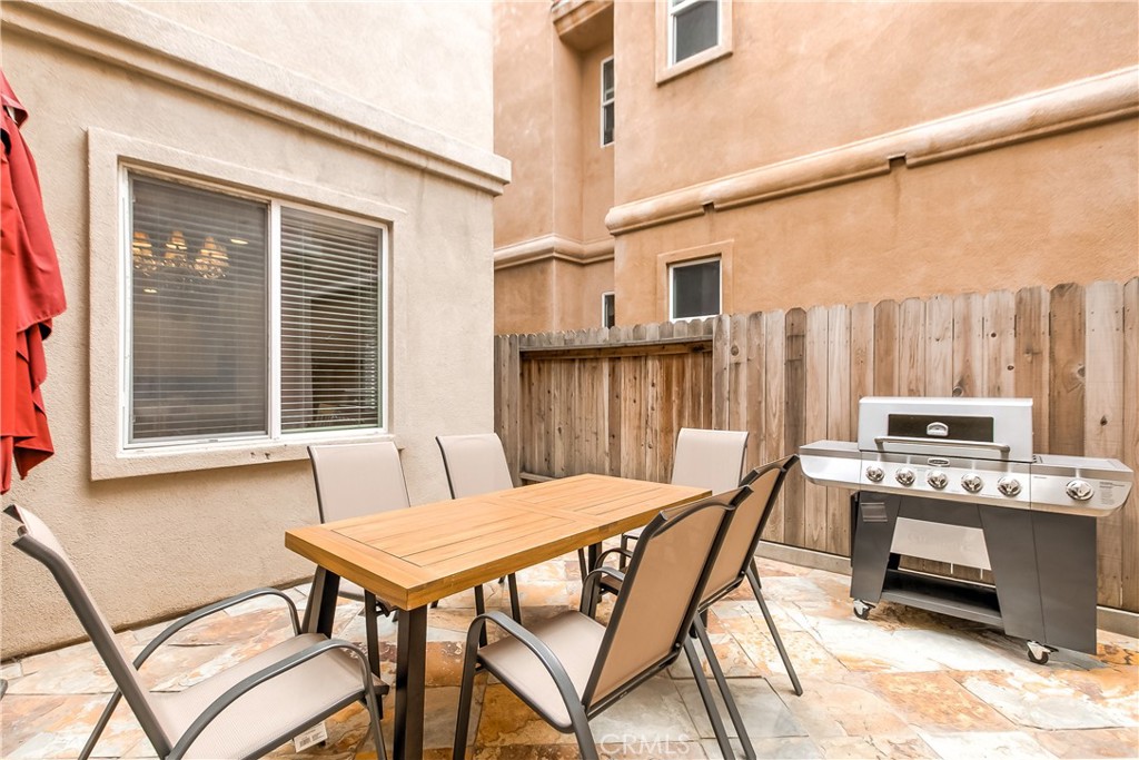 213 Baltimore Avenue Huntington Beach, CA 92648 - Photo 25 of 50 a outdoor space with furniture