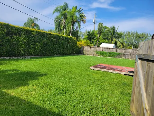 $4,000 | 8245 Southwest 43rd Street, Miami, FL 33155