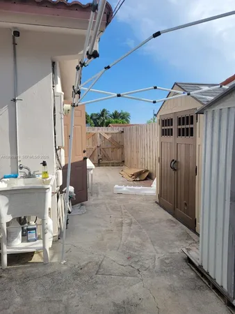 $4,000 | 8245 Southwest 43rd Street, Miami, FL 33155