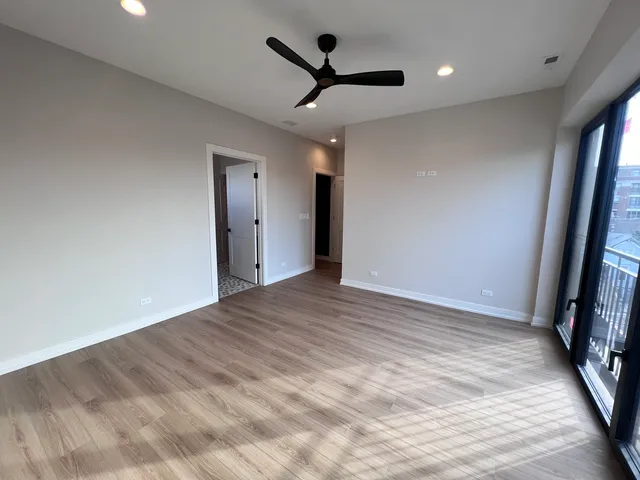 $7,800 | 1039 West Belmont Avenue, Unit 4, Chicago, IL 60657