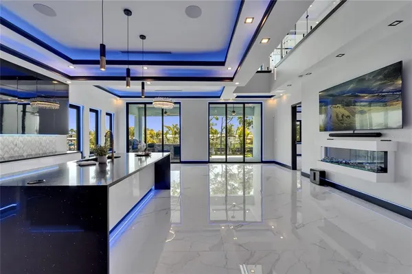 $1,549,000 | 6530 Simone Shores Circle, Apollo Beach, FL 33572