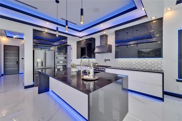 $1,549,000 | 6530 Simone Shores Circle, Apollo Beach, FL 33572