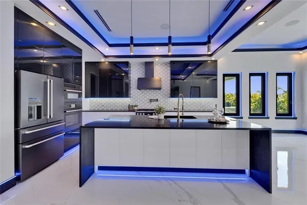 $1,549,000 | 6530 Simone Shores Circle, Apollo Beach, FL 33572