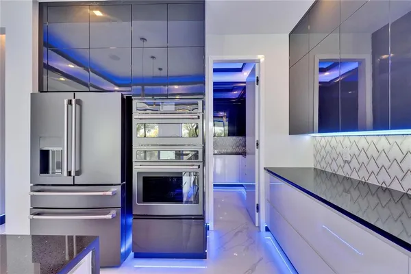 $1,549,000 | 6530 Simone Shores Circle, Apollo Beach, FL 33572