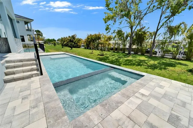 $1,549,000 | 6530 Simone Shores Circle, Apollo Beach, FL 33572