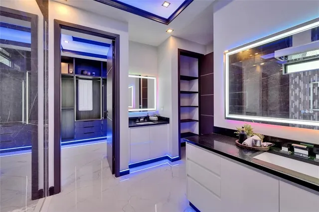 $1,549,000 | 6530 Simone Shores Circle, Apollo Beach, FL 33572