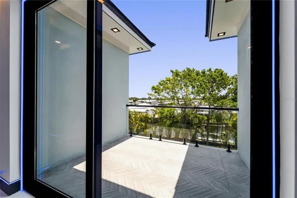 $1,549,000 | 6530 Simone Shores Circle, Apollo Beach, FL 33572