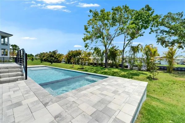 $1,549,000 | 6530 Simone Shores Circle, Apollo Beach, FL 33572