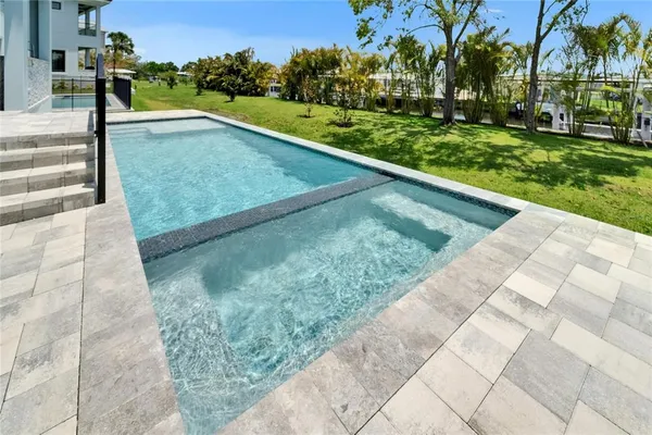 $1,549,000 | 6530 Simone Shores Circle, Apollo Beach, FL 33572