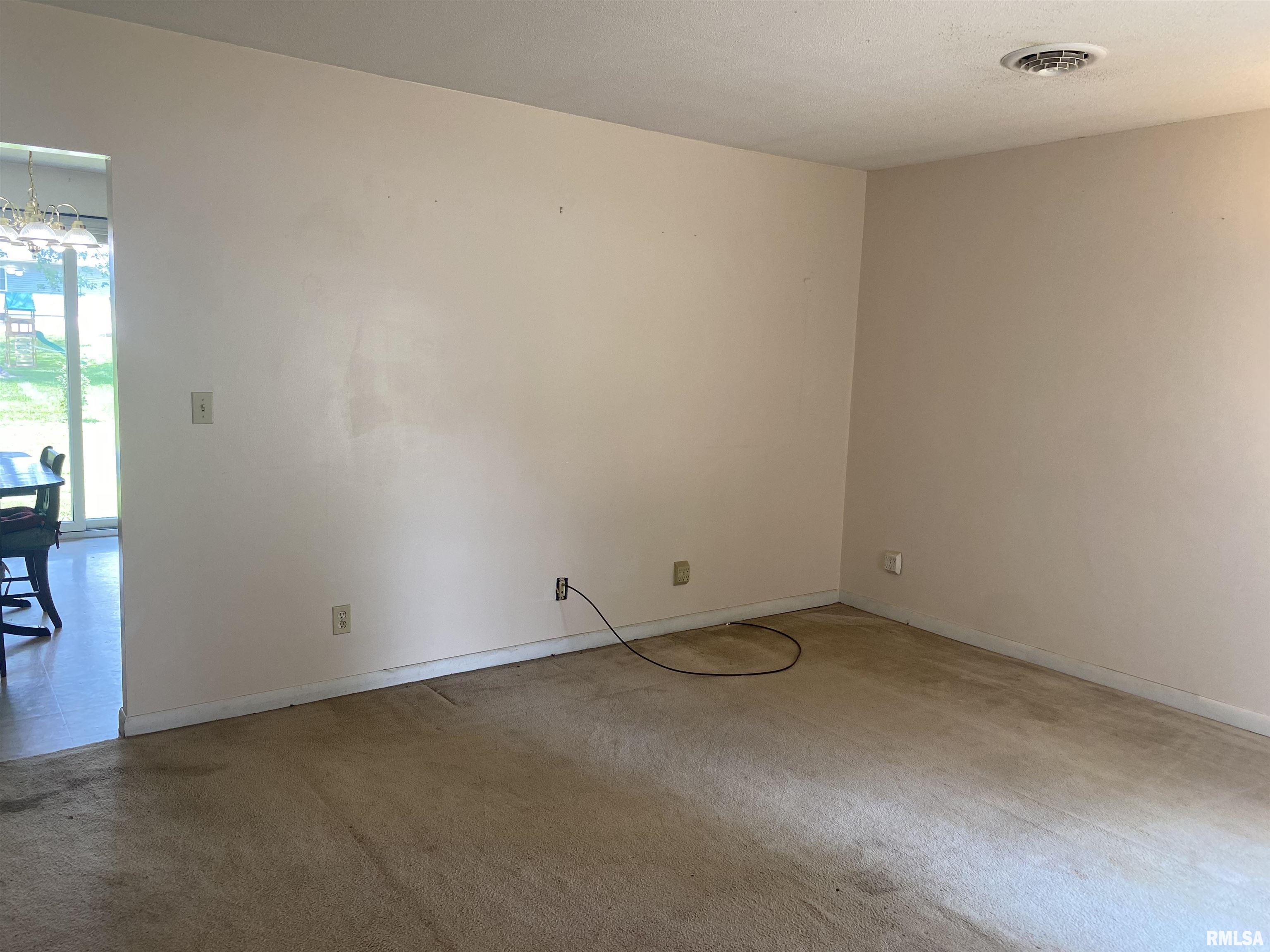 2414 Doris Street Murphysboro, IL 62966 - Photo 8 of 21