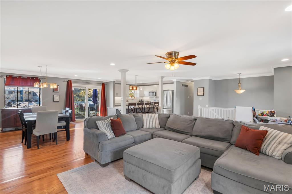 42 Chestnut Avenue Webster Groves, MO 63119 - Photo 4 of 33