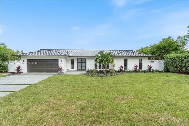 $2,770,000 | 3341 Northeast 38th Street, Fort Lauderdale, FL 33308