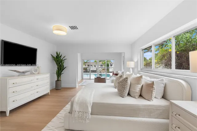 $2,770,000 | 3341 Northeast 38th Street, Fort Lauderdale, FL 33308