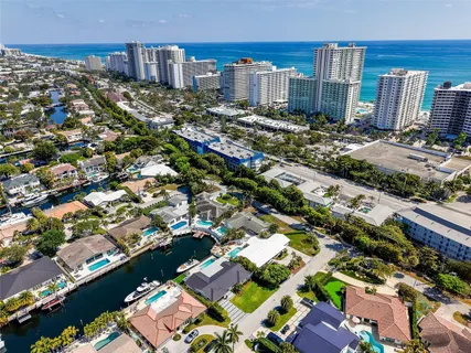 $2,770,000 | 3341 Northeast 38th Street, Fort Lauderdale, FL 33308