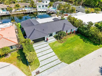 $2,770,000 | 3341 Northeast 38th Street, Fort Lauderdale, FL 33308