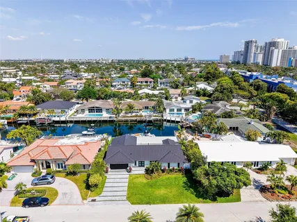 $2,770,000 | 3341 Northeast 38th Street, Fort Lauderdale, FL 33308