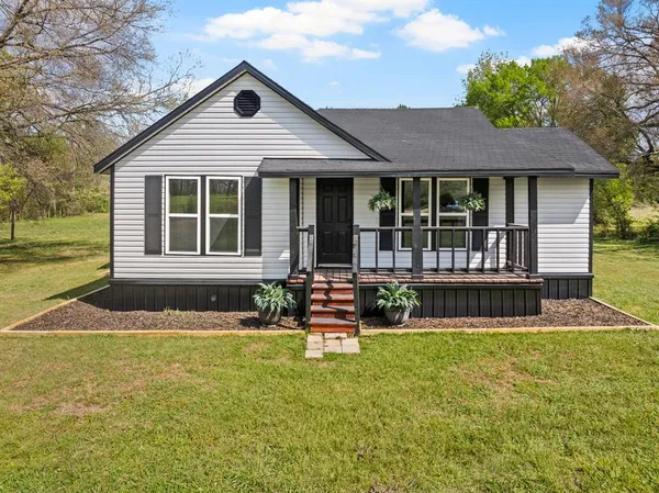 $225,000 | 1302 County Road 3110, De Kalb, TX 75559