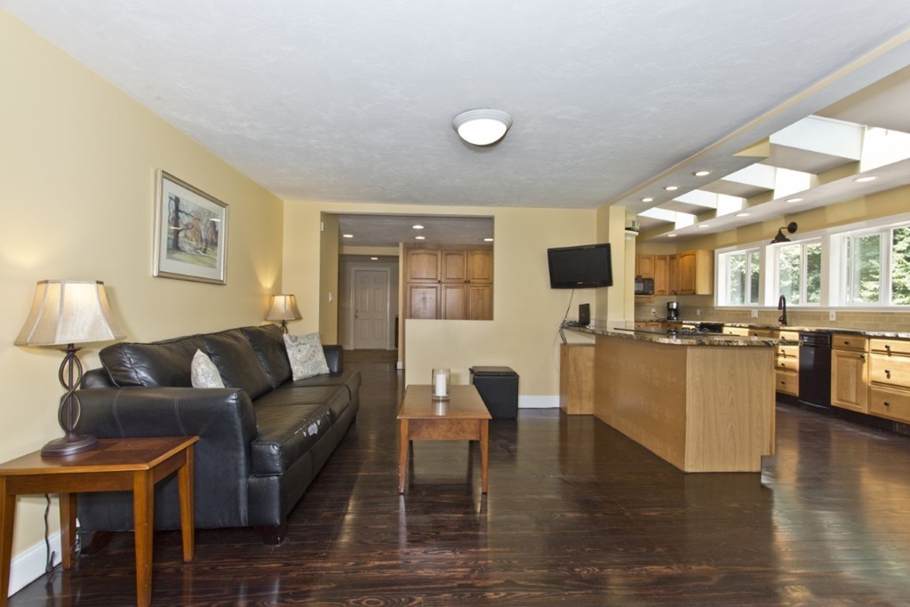41 Abbott Road North Reading, MA 01864 - Photo 8 of 30 Gallery Image 8