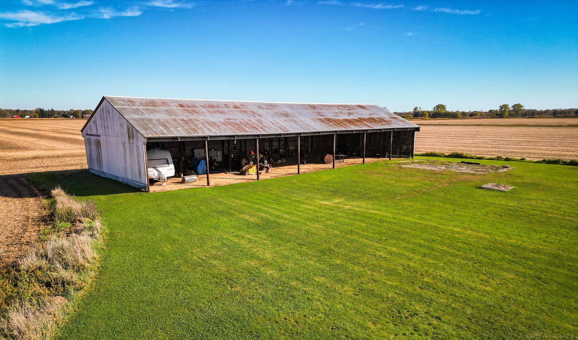 2407 Aitken Road Applegate, MI 48401 - Photo 35 of 37 Gallery Image 35