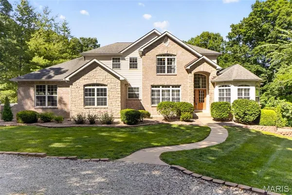 $709,000 | 477 Winding Woods Drive, Troy, MO 63379